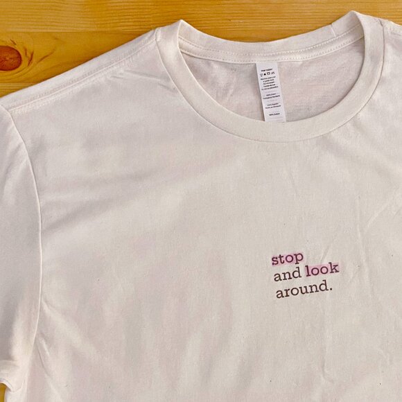 NEVER USED - Cream "Stop and look around" Tee - LuCo - Picture 1 of 3